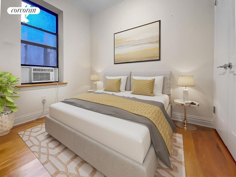 Building Photo - 355 W 51st St