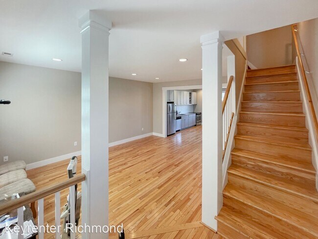 Building Photo - 4 br, 2 bath House - 400 Dobson St