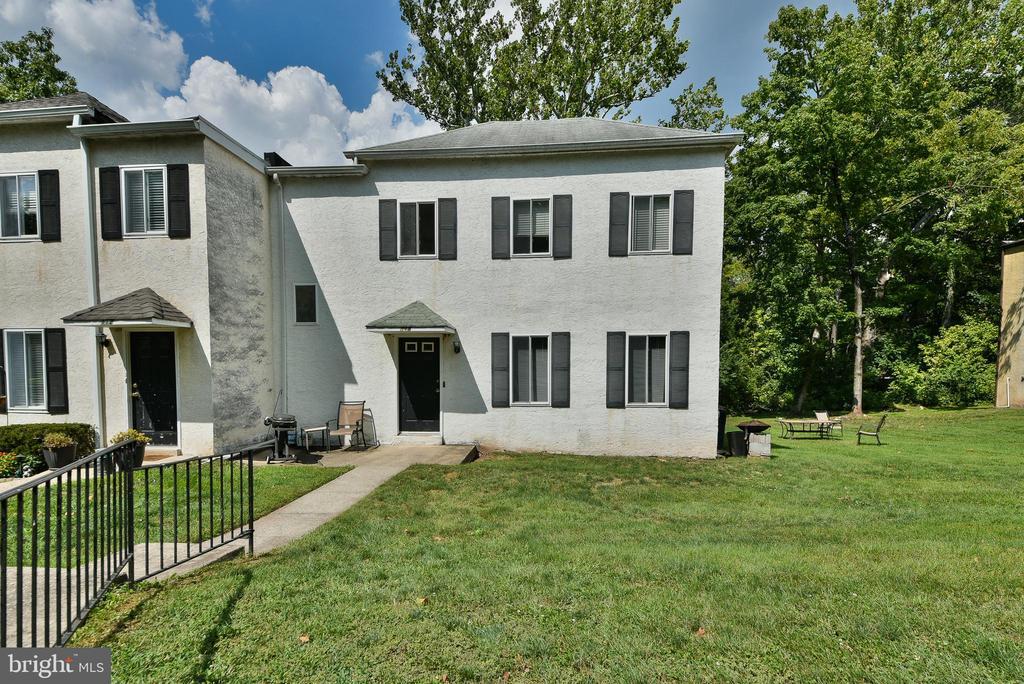 Primary Photo - 108 Rue Charmille Rd