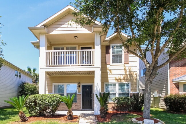 Building Photo - 11823 Princess Garden Way