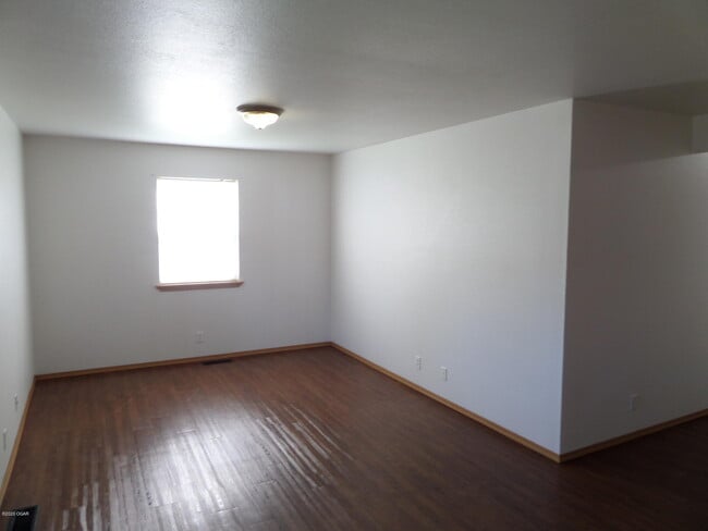 Building Photo - 4551 E Zora St