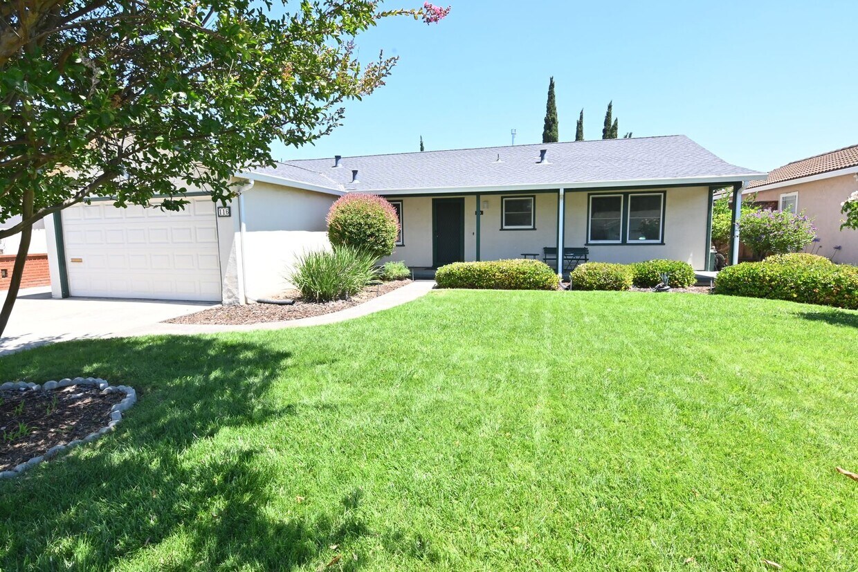 Foto principal - 116 Pleasant Ridge Ave