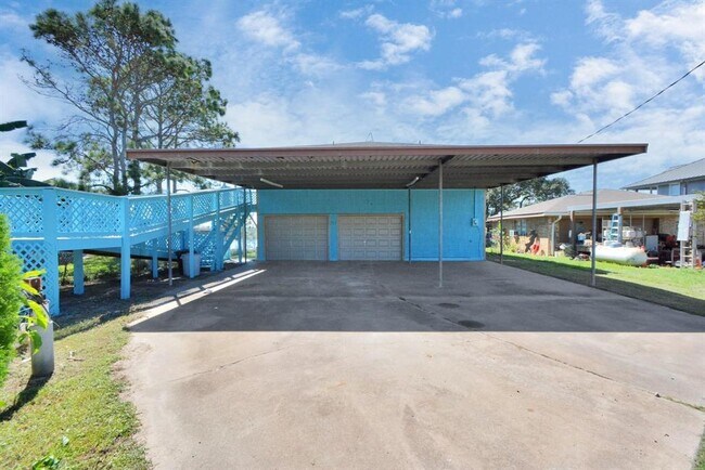 Foto del edificio - 215 Veselka Rd