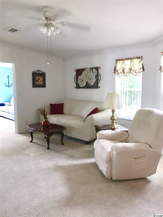 Foto del edificio - 719 Wincrest Ct
