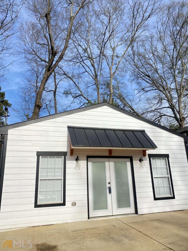 Foto principal - 1810 Dresden Dr NE