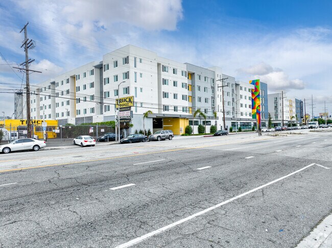 Foto del edificio - Mission Gateway