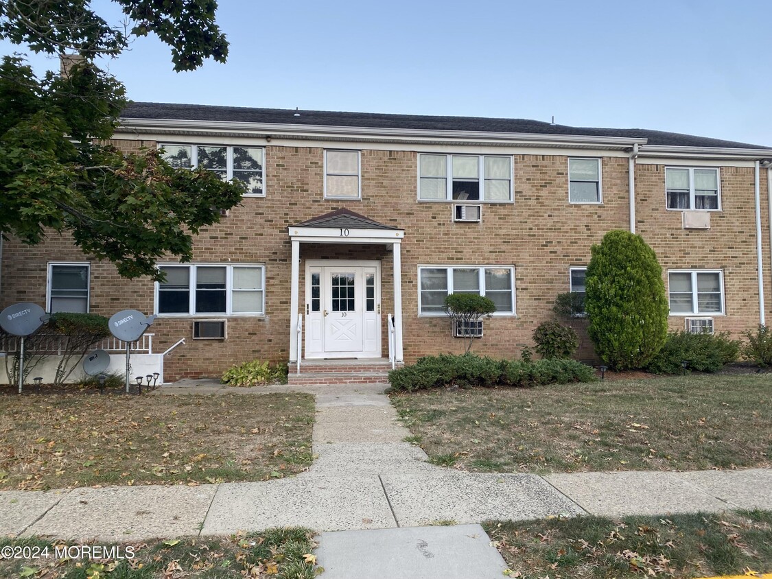 Primary Photo - 10 Windsor Terrace