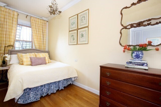 Foto del edificio - 164 Beacon St