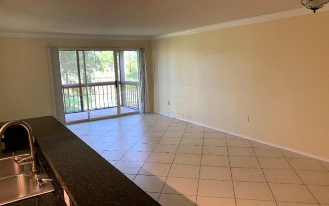 Building Photo - 2400 Feather Sound Dr