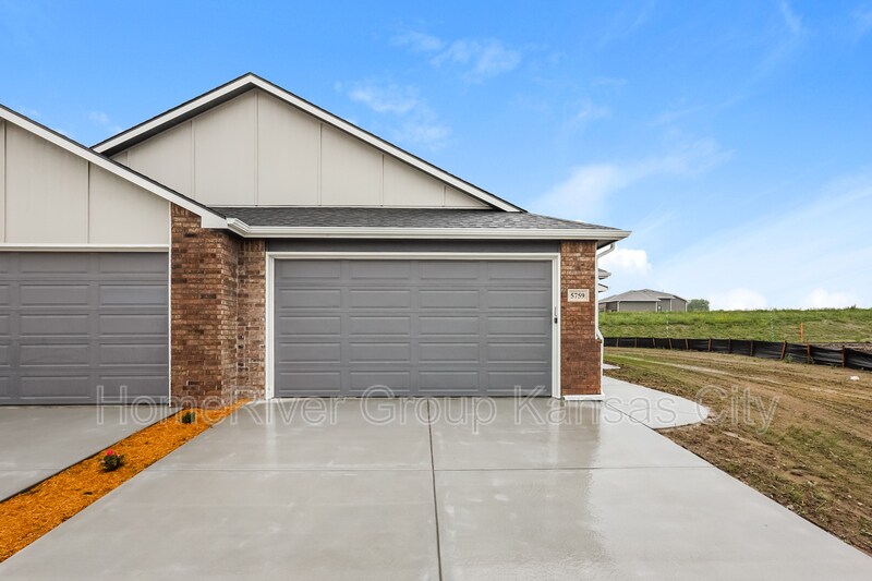 5759 E Bristol St, Bel Aire, KS 67220 House for Rent in Bel Aire, KS