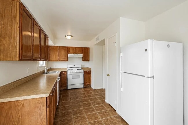 Building Photo - 901 Calico Hills Ct