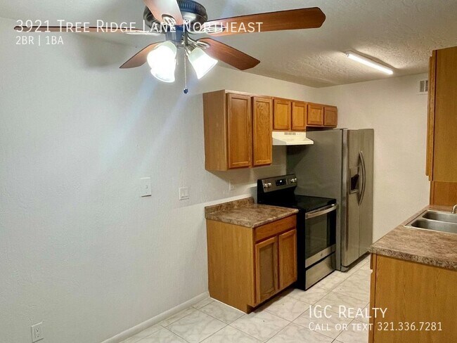 Building Photo - 2 Bed 1 BA ready for Immediate occupancy