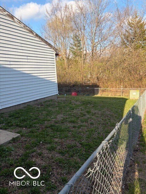 Foto del edificio - 5321 Gainsborough Ct