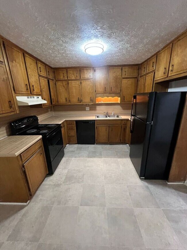 Foto del edificio - !!!WARNING: AVOID SCAMS CONFIRM RENTAL AT ...