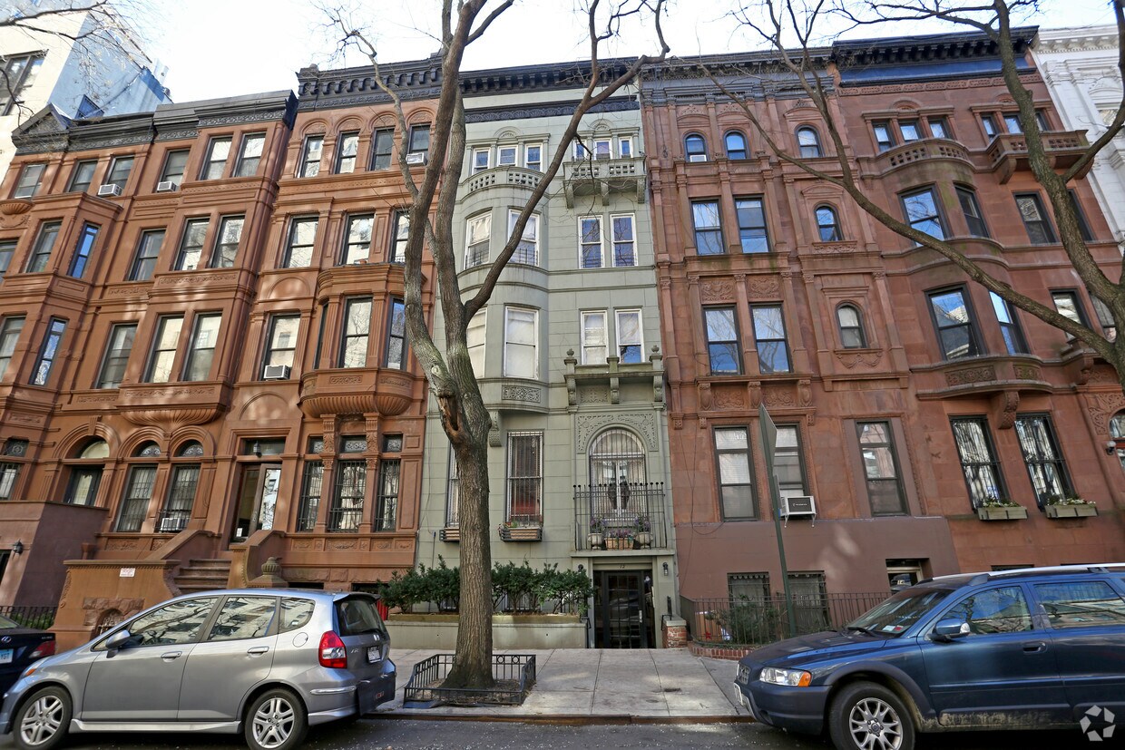 Foto del edificio - 12 W 90th St