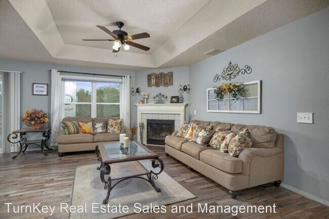Foto del edificio - 4 br, 3 bath House - 3561  West Dylan Drive