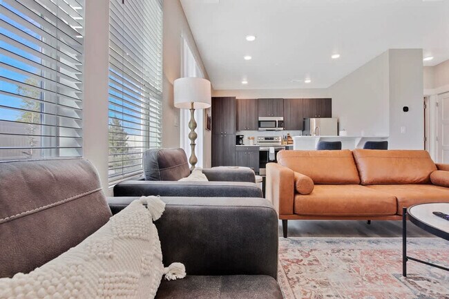 Foto del edificio - 17065 N Hounslow Wy