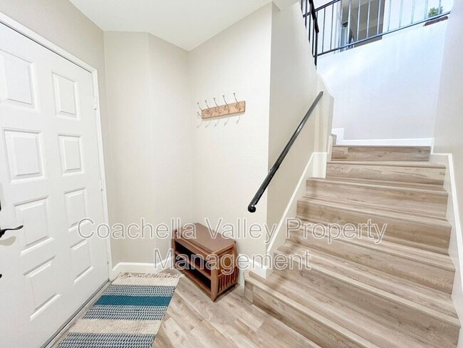 Foto del edificio - 55544 Laurel Valley