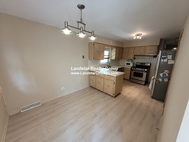 Foto del edificio - 4628 Plainfield