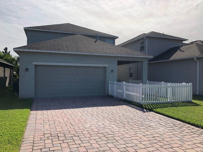 Building Photo - 5 BEDROOM 2 STORY HOUSE ON INDEPENDENCE - ...