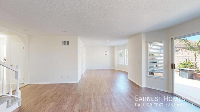 Building Photo - 12015 Stone Gate Way