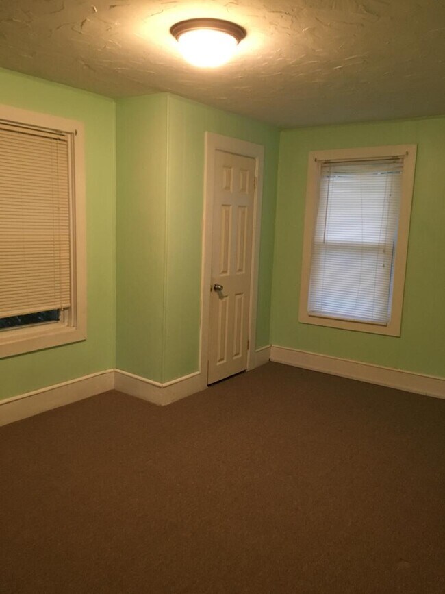 223 Old Mill Rd Unit 3, Shrewsbury, MA 01545 Apartments in Shrewsbury, MA