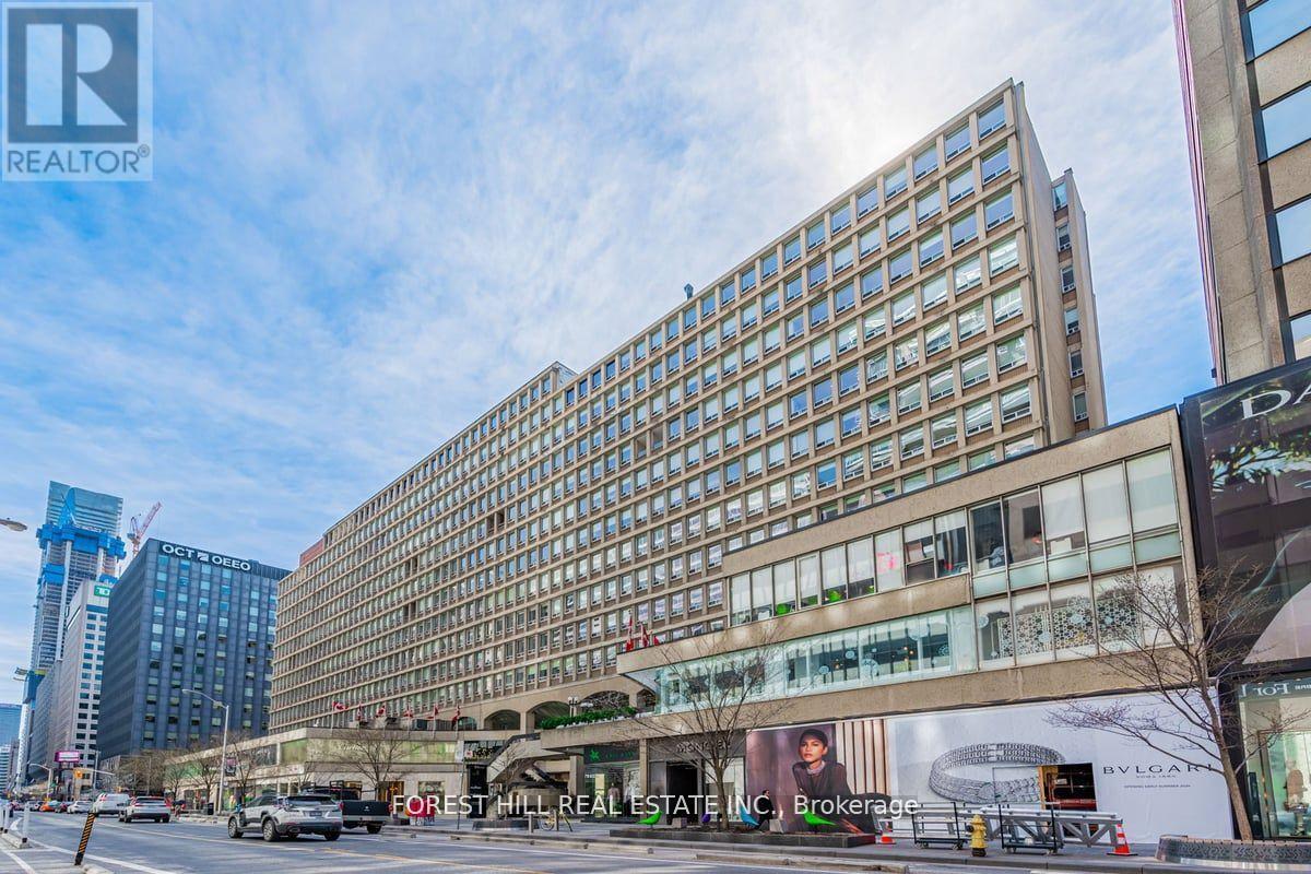Primary Photo - 131-131 Bloor St W