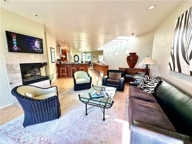 Foto del edificio - 1547 N Coast Hwy