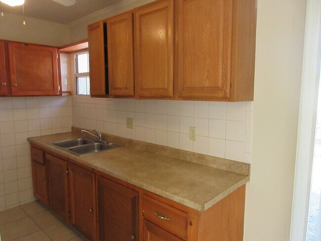 Foto del edificio - Altamonte 3 bedroom 1 bath home with all t...