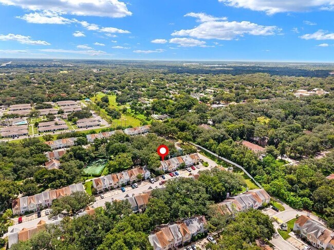 Foto del edificio - 11317 Stratton Park Dr