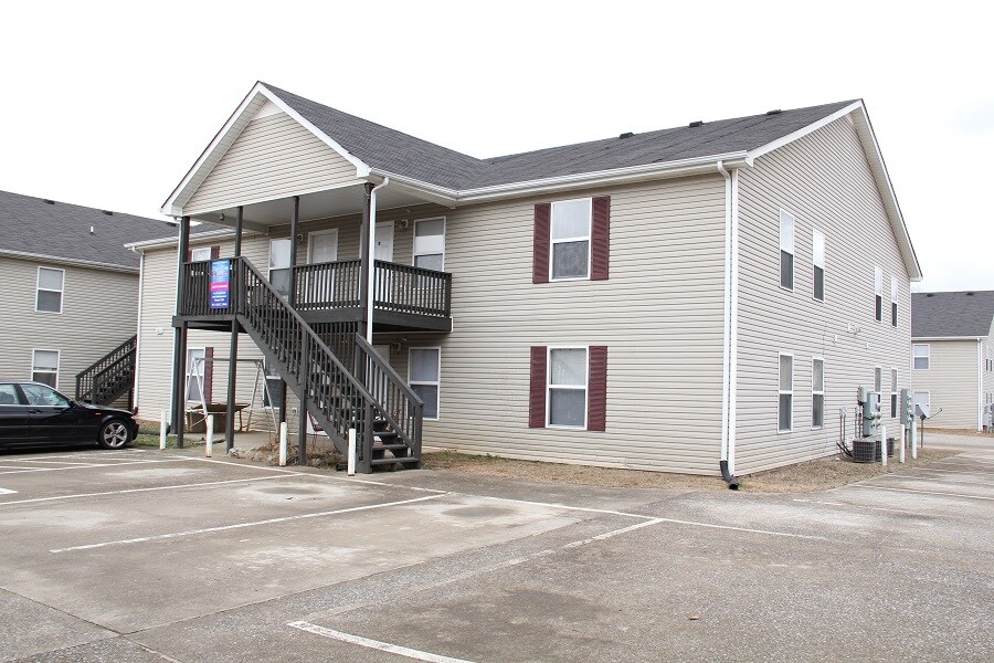 2820 Cobalt Dr, Clarksville, TN 37040 Apartments in Clarksville, TN