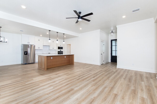 Building Photo - 3008 Atascosa Dr