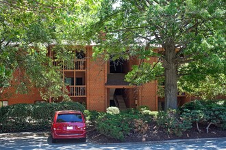 Building Photo - 120 Turtle Creek Rd