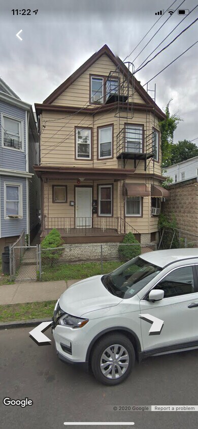 Primary Photo - 474 E 19th St