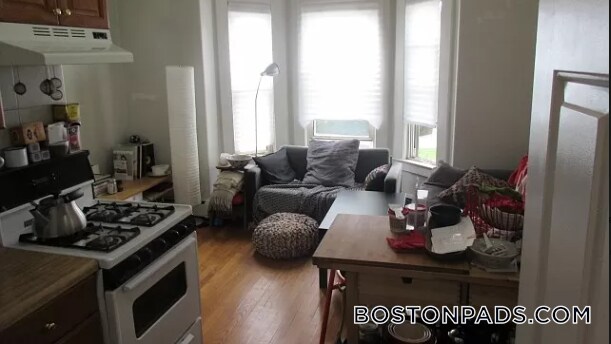 Foto principal - 220 Banks St