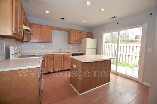 Building Photo - 3118 Brockhampton Ct