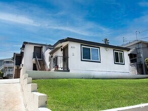 Building Photo - 831 Glendale Blvd