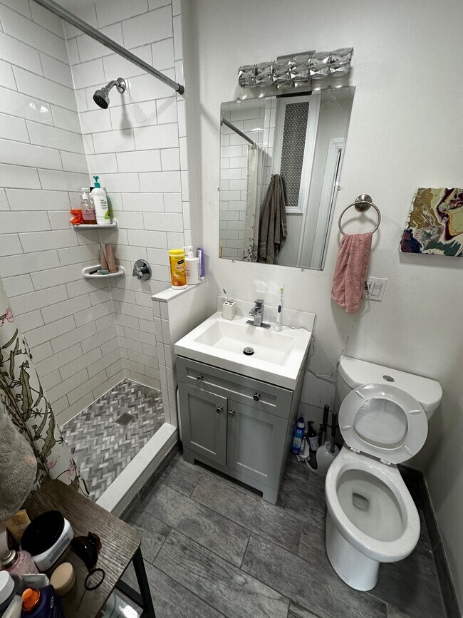 Foto del edificio - 61 Park Dr