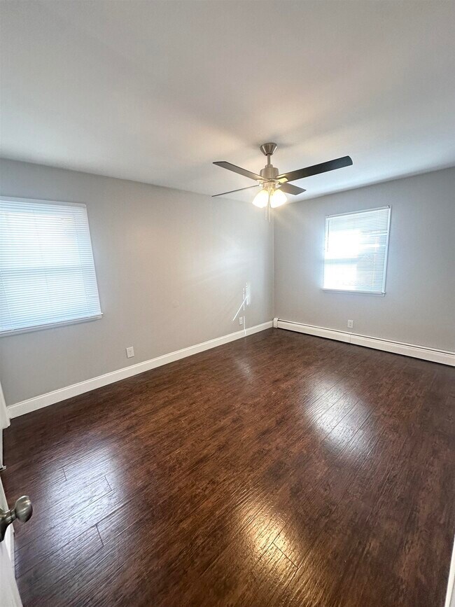 Foto del edificio - 5708 Broadway