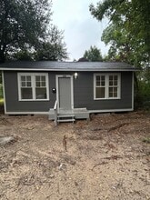 Building Photo - 1421 Clover St