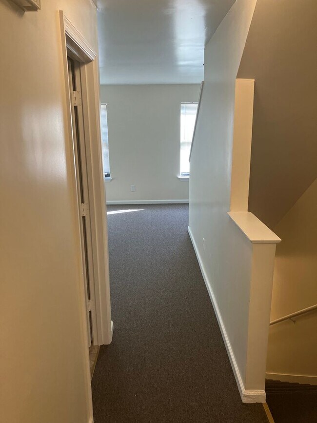 Interior Photo - College Hill Apartments