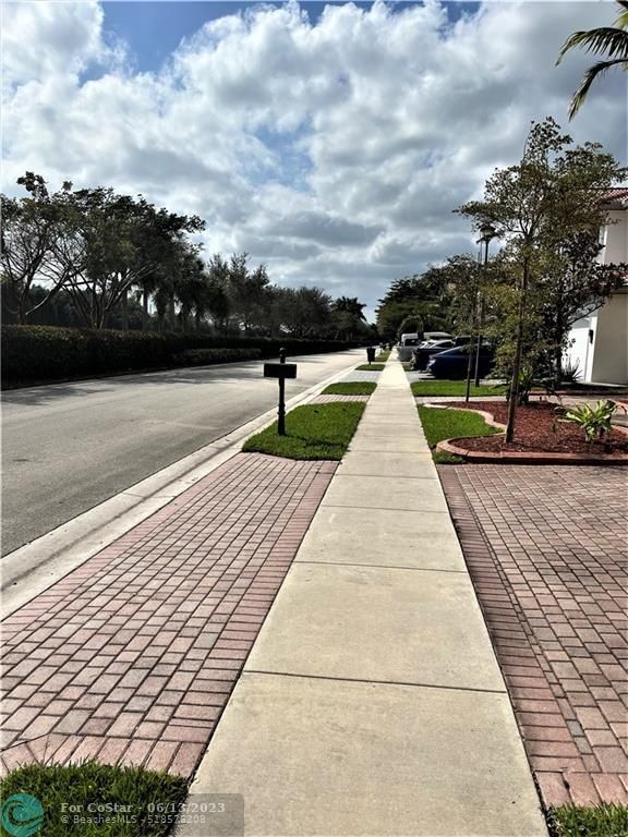 Foto del edificio - 17989 SW 54th St