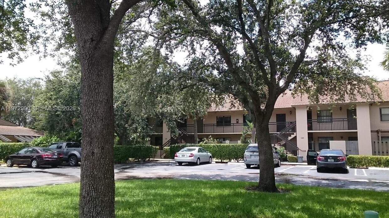 Foto del edificio - 3014 SW 21st Terrace