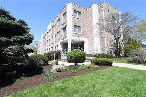 Primary Photo - 501 N Barry Ave