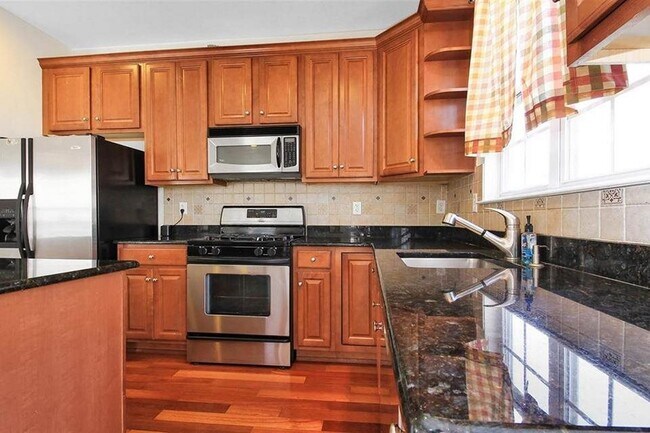 Building Photo - 57 Mallard Pl