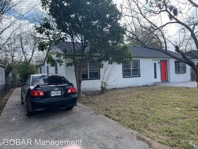Building Photo - 4 br, 2 bath House - 4906 Paradise Ln