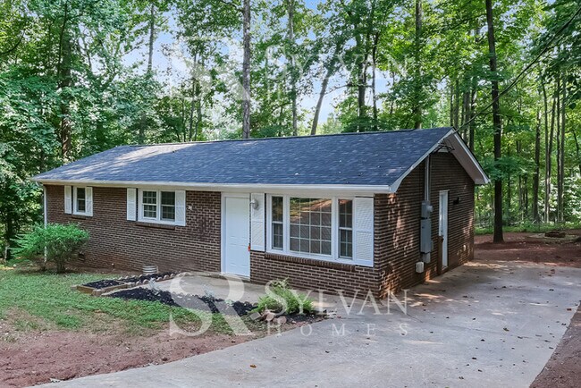 Building Photo - Coming HOME never felt so good!