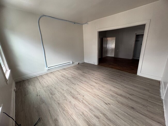 Building Photo - 31 N Hartley St