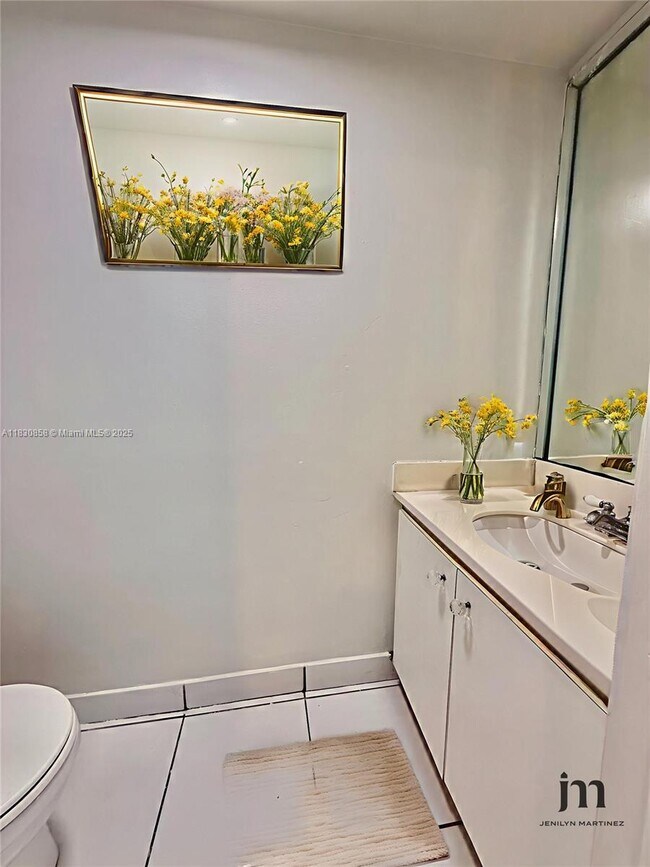 Foto del edificio - 3011 W 76th St