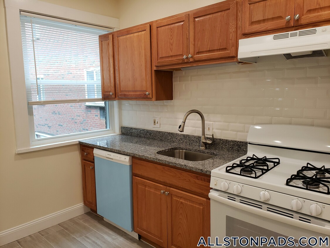Foto principal - 194 Kelton St